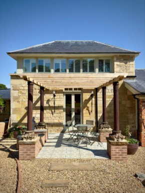 Normanton Park House - Luxury Rutland Water Home